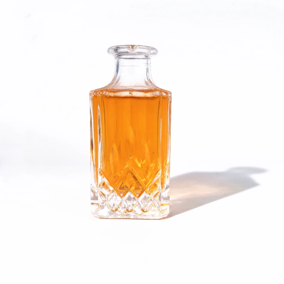 100ml Square Glass Liquor Bottle - Mini Gift Bottles