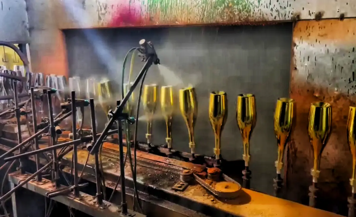 Glass bottle production at OneGlass factory