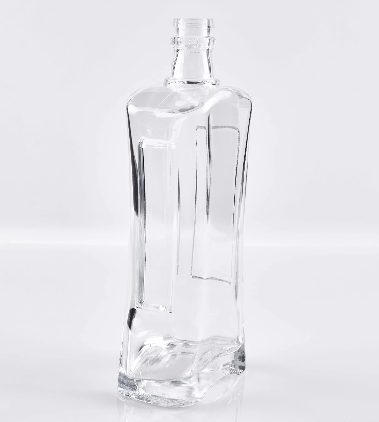 500ml Square Glass Bottle - Premium Spirits Design