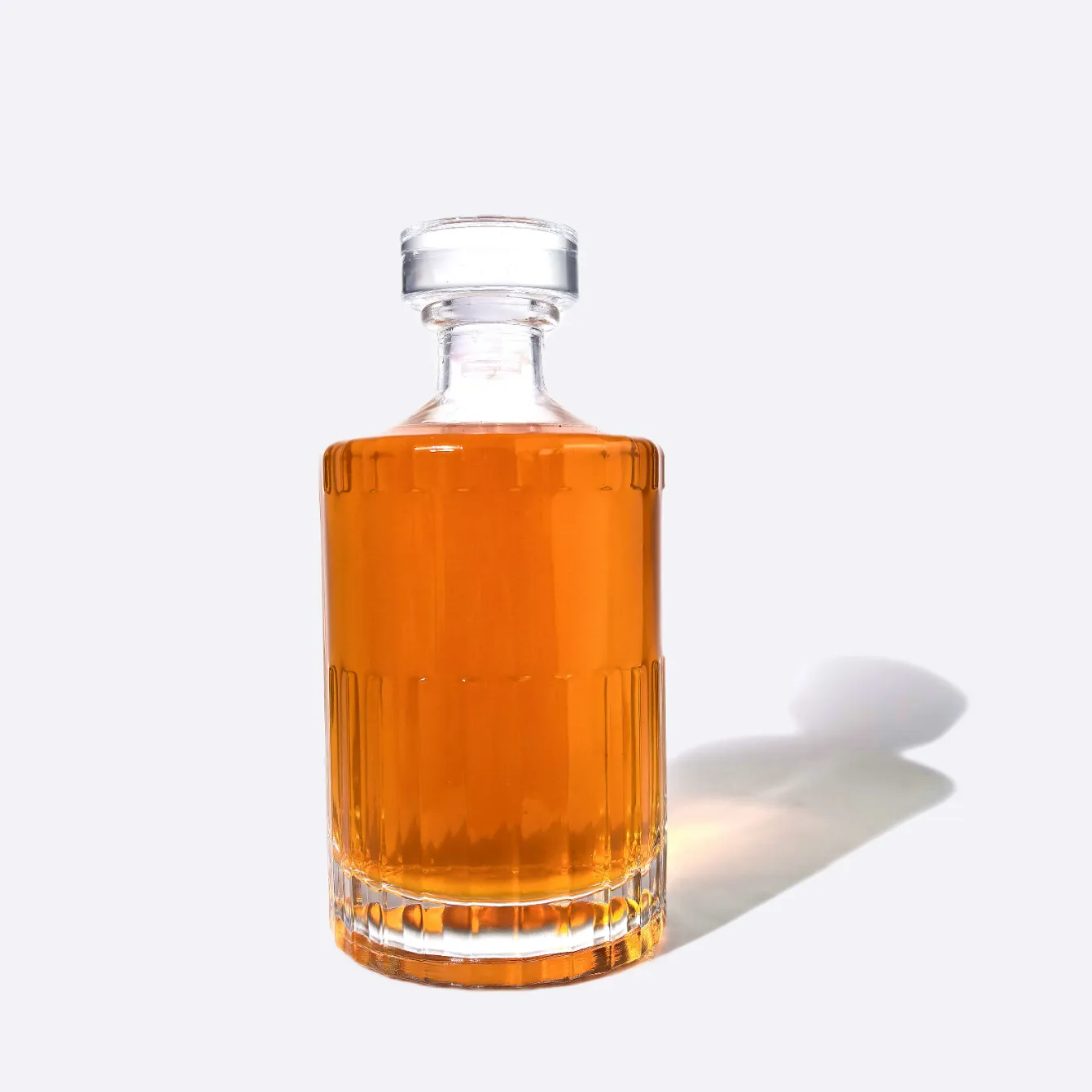 500ml Classic Round Glass Bottle with Glass Top - Premium Bottles Design
