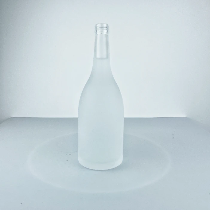630ml Frosted Glass Bottle - Premium Spirits Design