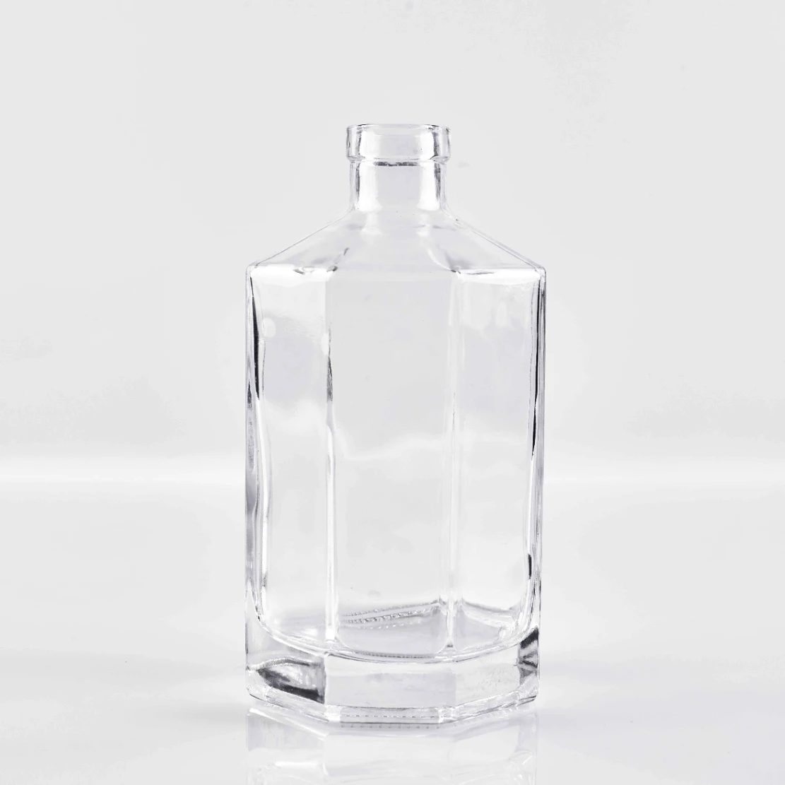 700ml Hexagonal Glass Bottle - Premium Spirits Design