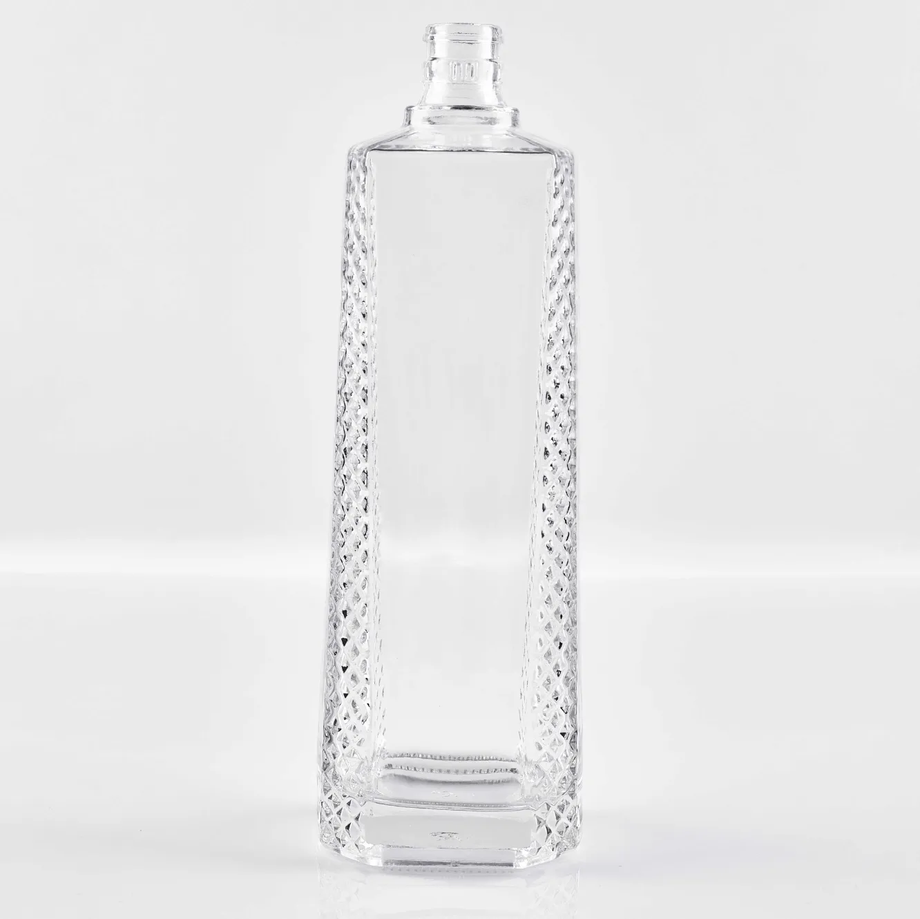 700ml Square Liquor Spirit Glass Bottle 