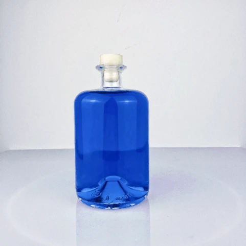 700ml Classic Apotheker Glass Bottle - Premium Spirits Design